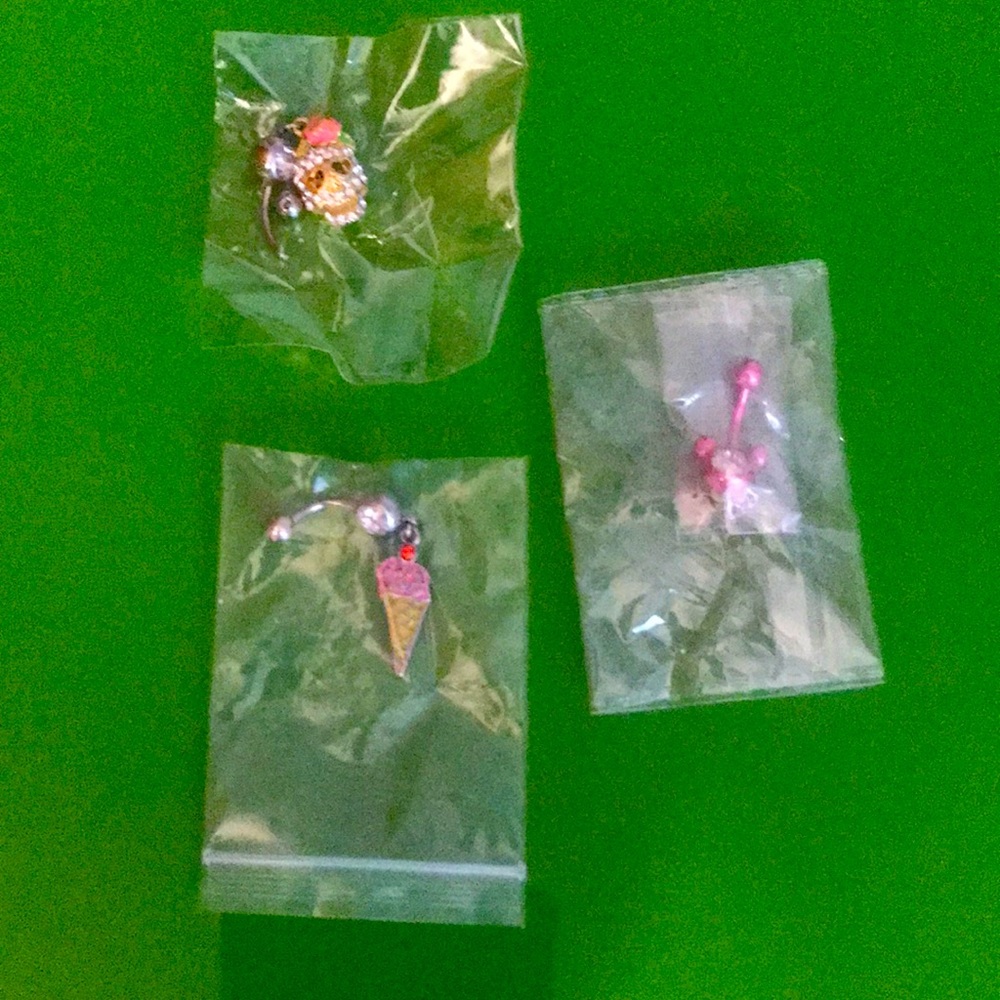 Lot of belly button rings - brand new!